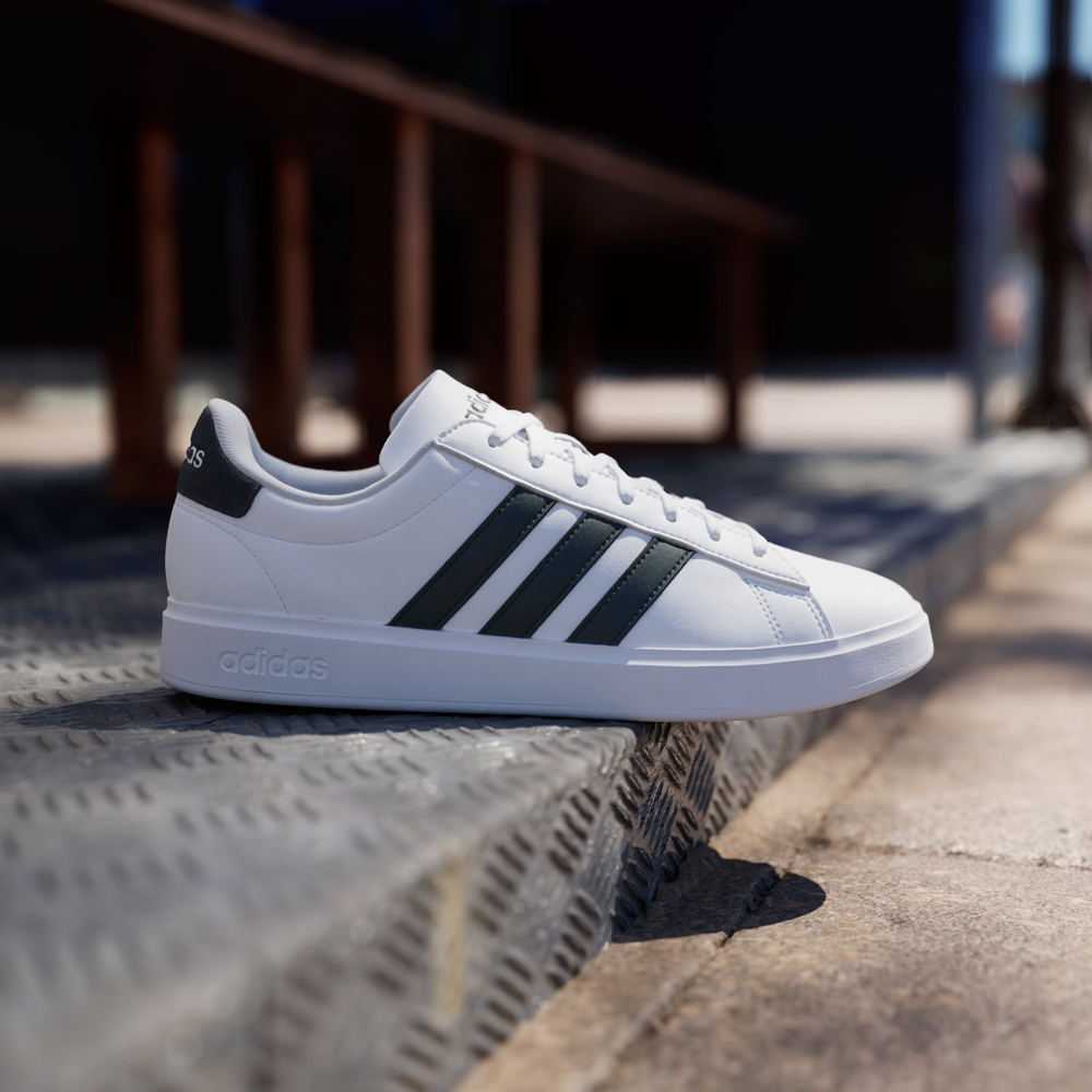 Sneakers in Sri Lanka | CLEATS LK – Cleats Sri Lanka